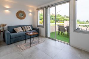Ac Apartment With Sea View And Pool 5min Beach