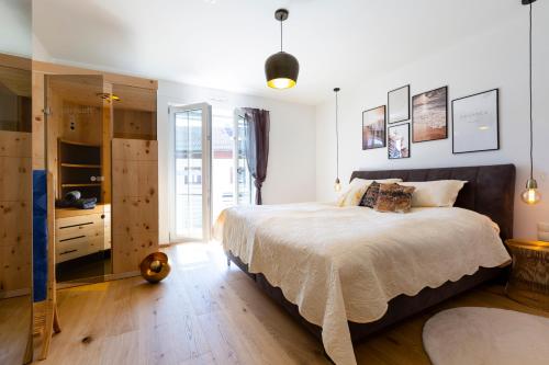 AD FONTES Suite - 80qm mit 3 Zi & Sauna & 2 Bädern am Chiemsee!