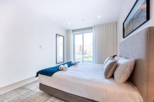 Adega Marina Apartments - Urban View