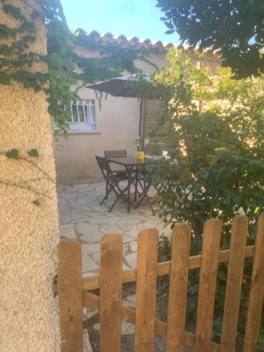 Adorable guest house en pleine nature,la nautique
