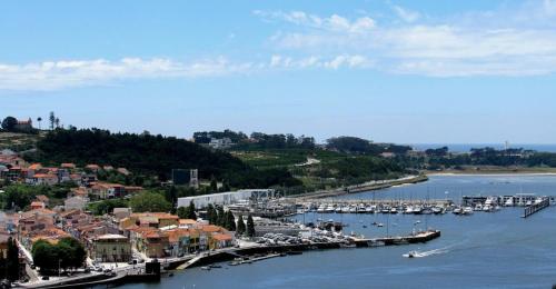 Afurada Apartment - 2 Room - 5 Persons
