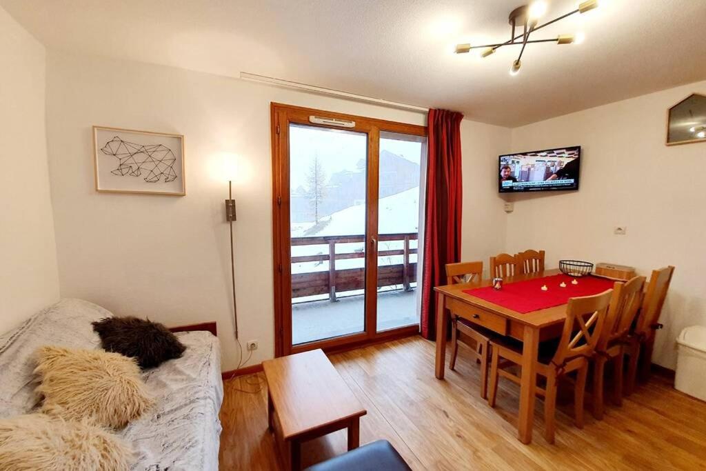 Appartement Agence des Orres - Les Chalets de Bois Mean - T3 Duplex - BMD502 Chalets de Bois Mean 05200 Les Orres