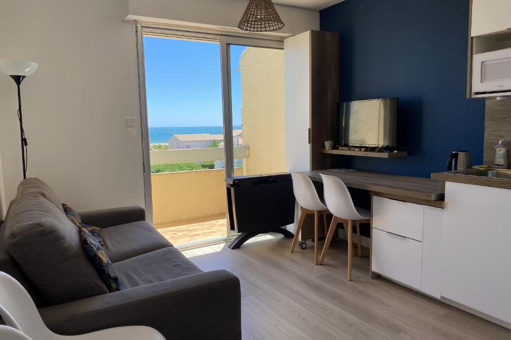 Appartement Agréable 26m proche de la plage vue sur mer ! Avenue des cigales, Résidence les Pins 11100 Narbonne