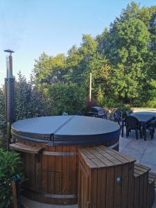 Agréable appartement avec Spa proche de la forêt