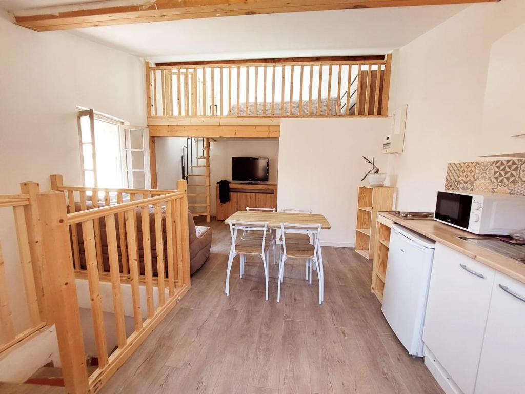 Agréable appartement coeur de ville 39 Rue du Couvent de la Merci, 66000 Perpignan