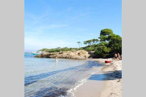 agreable appartement T2 CAVALAIRE SUR MER
