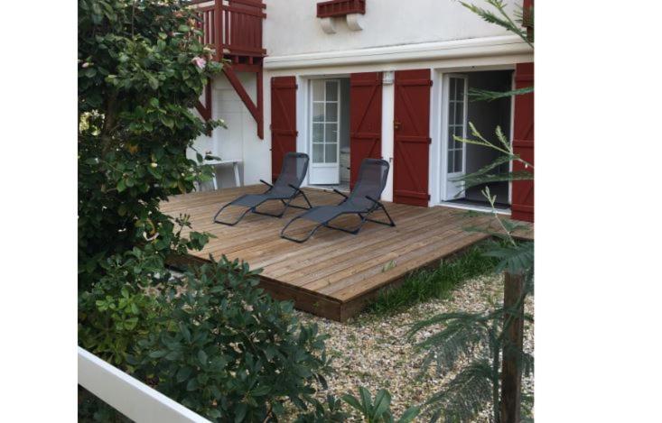 Agréable Appt 2 Chb, avec terrasse et jardinet privés- plage Pereire 64 Avenue du Parc, 33120 Arcachon