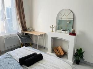 Agréable Maison 2 chambres, parking gratuit, proche centre ville et A10