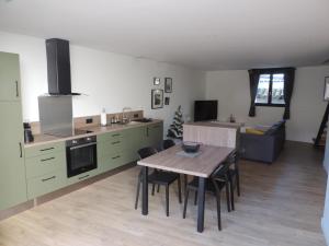 Agréable maison de village avec garage & terrasse