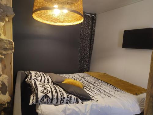 Agreable studio au cœur de Saint Antoine L'Abbaye