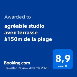 agréable studio avec terrasse à150m de la plage