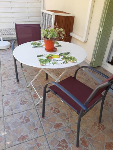 Agréable studio avec terrasse