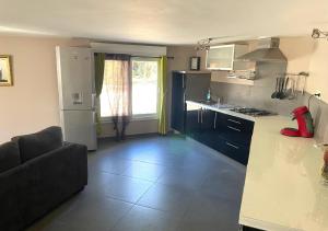 Appartement Agréable T3 pour 4 Personnes avec Parking - Les Mées Zone d'aménagement concerté la Taura 04190 Les Mées Provence-Alpes-Côte d\'Azur