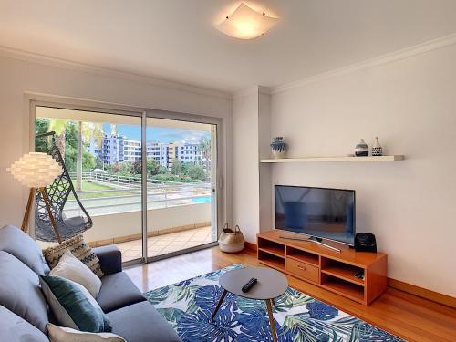 Aidan Apartment by MHM