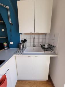 Air-conditioned apartment with bedroom and balcony