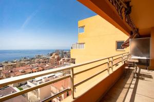 Air-Conditioned Furnished Apartment With 2 Bedrooms & Sea View Terrace