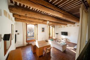 Air-conditioned loft in the heart of the old port