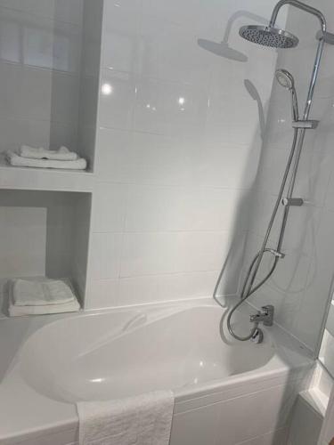 Aix en Provence : 24m2 tout équipé proche centre