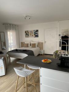 Aix Homes \