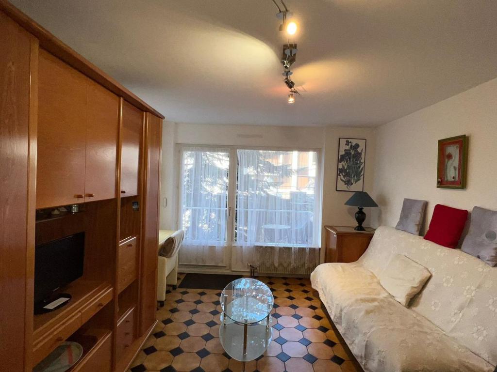 Appartement Appartement Aix-les-Bains, 2 pièces, 2 personnes - FR-1-555-78 11 Montée des Carrières Romaines Bâtiment B, 73100 Aix-les-Bains