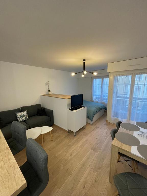 Appartement Aix-les-Bains cœur de ville et du lac Bât 4, Etage 5 9 Boulevard des Côtes 73100 Aix-les-Bains