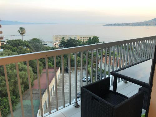 Ajaccio F3 vu mer