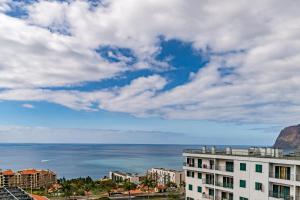 Ajuda III by An Island Apart