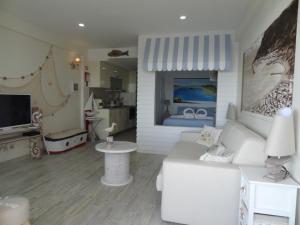 Akisol Sesimbra Beach III