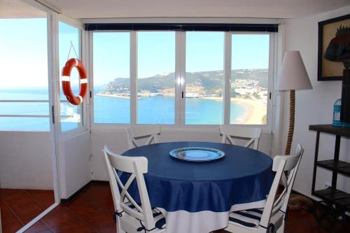 Akisol Sesimbra Beach