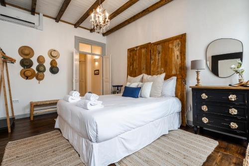 Al Sharaz - Dazzling Cottage in Alentejo
