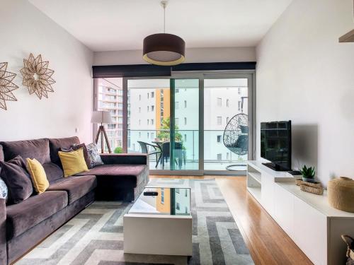 Alameda Apartment by MHM