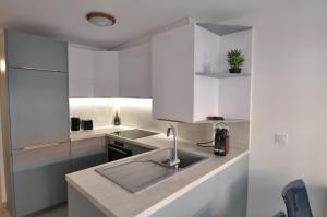 Albert 1er · Chic One-Bedroom Apartment with Parking - StayInAntibes