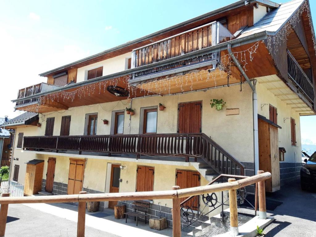 Appartement Appartement Albiez-Montrond, 2 pièces, 3 personnes - FR-1-618-6 Rue d'en Haut Chef Lieu, 73300 Albiez-Montrond