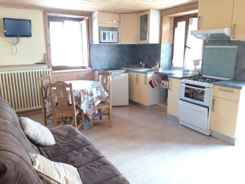 Appartement Albiez-Montrond, 2 pièces, 3 personnes - FR-1-618-6 Albiez-Montrond france