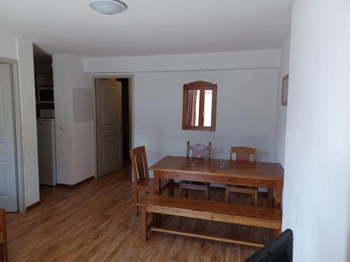 Appartement Appartement Albiez-Montrond, 2 pièces, 4 personnes - FR-1-618-21 Chemin du Chatel Albiez-Montrond