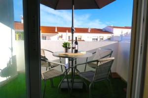 Albufeira Central Apartment, 10 mins walk to beach