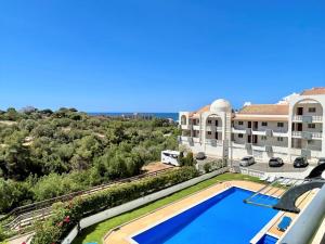 Albufeira Classic With Pool by Homing