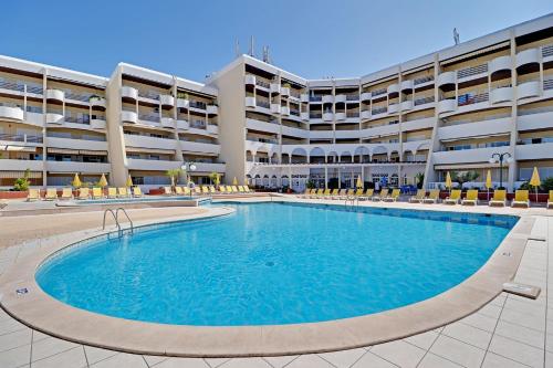 Albufeira Concept with Pool by Homing