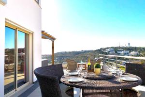 Albufeira l AMAZING terrasse with jacuzzi Encosta da Orada