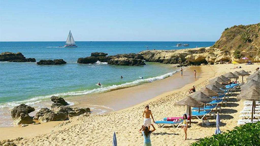 AlbufeiraInn - Dolamar 4A-2 T1 Edifício Dolamar, Rua Vasco da Gama, 8200-286 Albufeira