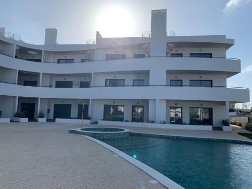 Albur Village Holidays