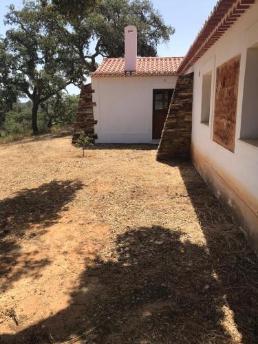 Alentejo Suite w Kitchenette in typical Monte Até que Enfim in Odemira