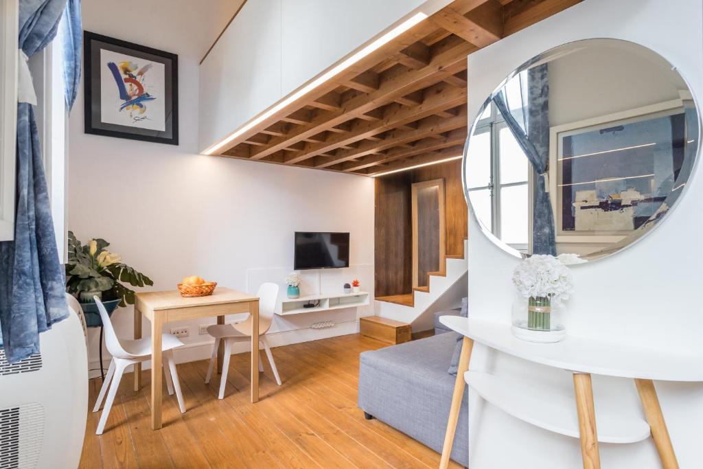 Alfama Blue Studio Loft Apartment - by LU Holidays 6 Beco Belo, 1100-331 Lisbonne