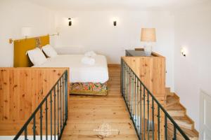 Alfama Deluxe Duplex 53 by Lisbonne Collection