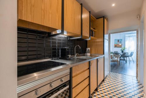 Alfama´s Heart Apartment by LovelyStay