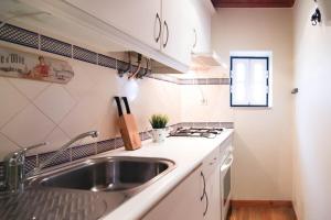 Alfama's Hidden Gem w Self Check-in& 247 support