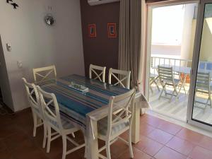 Appartement Algarve, Carvoeiro centre-ville, Récent appartement en duplex pour 5 personnes 8 Rua do Casino Apt F 8400-515 Carvoeiro Algarve