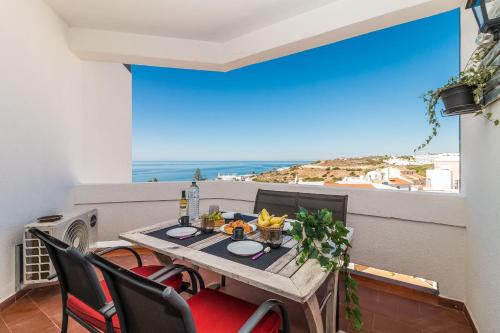 Algarve Golden Properties: Pedras Brancas Praia da Luz