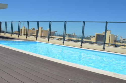 Algarve T2 apartment with pool and balcony in Olhão
