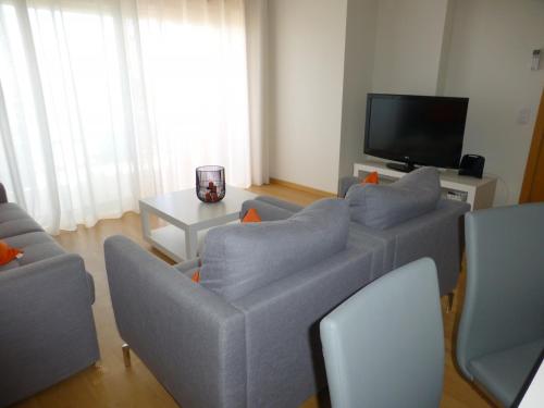 Algarve T2 apartment with pool and balcony in Olhão
